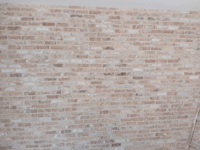 חיפוי בריקים